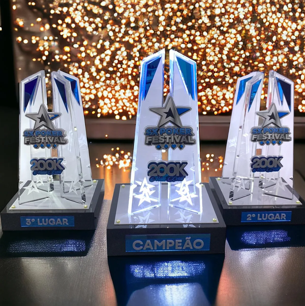 Troféus Cyber Festival em acrílico